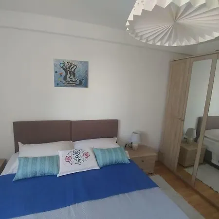 With A Parking Space - 17202 Apartment